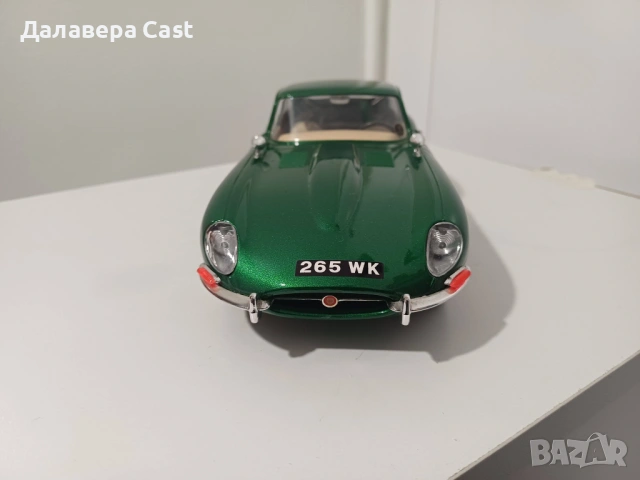 1/18 Jaguar E 1961 Bburago Italy , снимка 3 - Колекции - 54177124