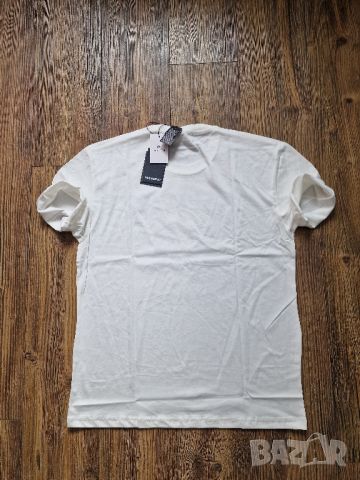 Страхотна мъжка тениска, DSQUARED2 нова с етикет  , размер 2XL , снимка 5 - Тениски - 45445905