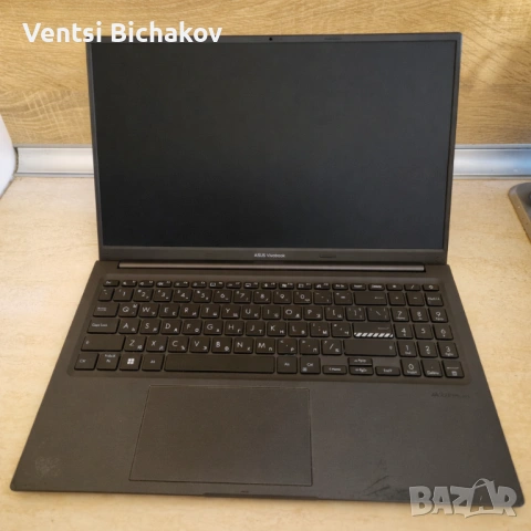 Лаптоп Asus Vivobook 15, OLED, i5 1235U, нова оригинална батерия, W 11 pro