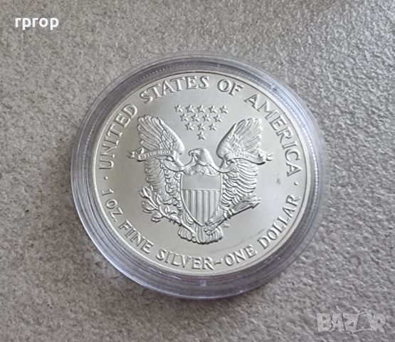 САЩ. 1 сребърен долар. 1992 година. Американски сребърен орел Сребро 0.999.