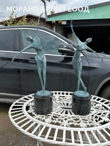 Масивен чифт бронзови скулптури от МИЛО (Milo) – 8.6 кг | Мраморна основа