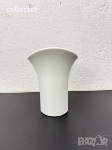 Порцеланова ваза Kaiser. №7720, снимка 2 - Антикварни и старинни предмети - 52788911