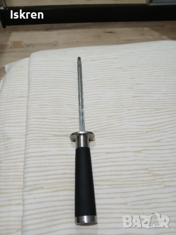 Продавам масат!