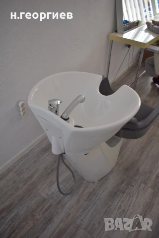 Фризьорско Оборудване , снимка 2 - Фризьорски столове - 54200524