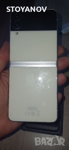 Samsung galaxy Z flip 3 128gb, снимка 3 - Samsung - 46067513