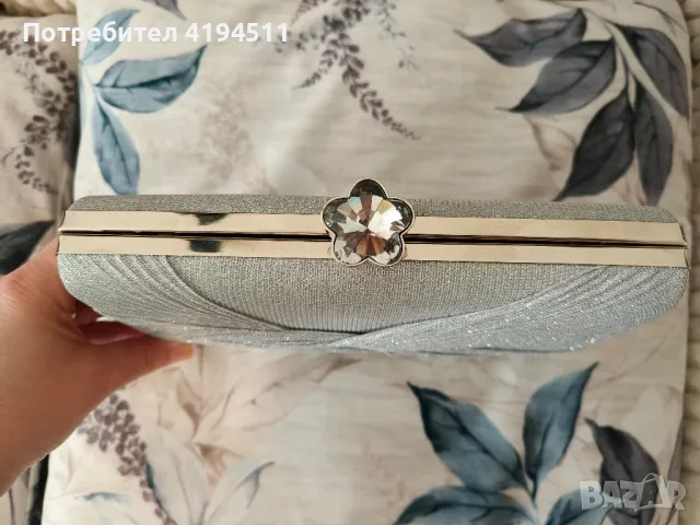 Сребриста вечерна чанта клъч, снимка 3 - Чанти - 50245148