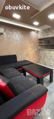 Ъглов диван с холна и трапезна маса, снимка 1 - Дивани и мека мебел - 45694398