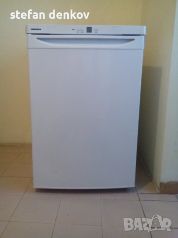 Продавам фризер Liebherr