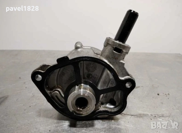 Вакум помпа за mercedes OM551, снимка 2 - Аксесоари и консумативи - 53459421