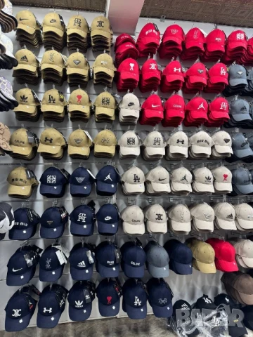 шапки с козирка nike celine Adidas prada gucci miu miu ami 