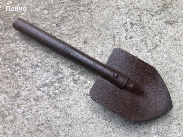 стара военна лопатка