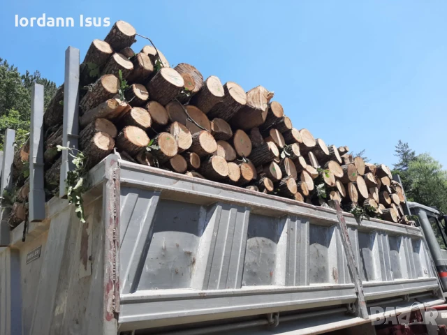 предлагам дърва за огрев метровки дъб доставям до адрес 