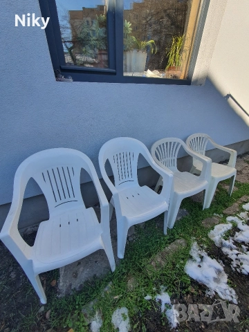 Градински столове