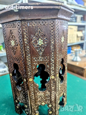 Антикварна сирийска маса – масивен орех и инкрустация, снимка 7 - Антикварни и старинни предмети - 53289124