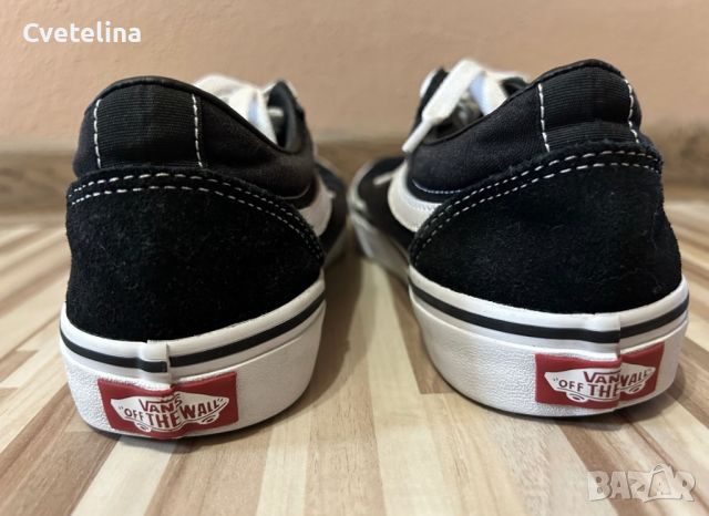 Кецове Vans, снимка 4 - Кецове - 46142854