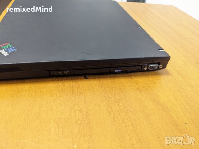 Лаптоп IBM ThinkPad T42, снимка 7 - Лаптопи за дома - 46478241