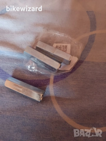 3 Броя шестостенни гайки M12 НОВИ