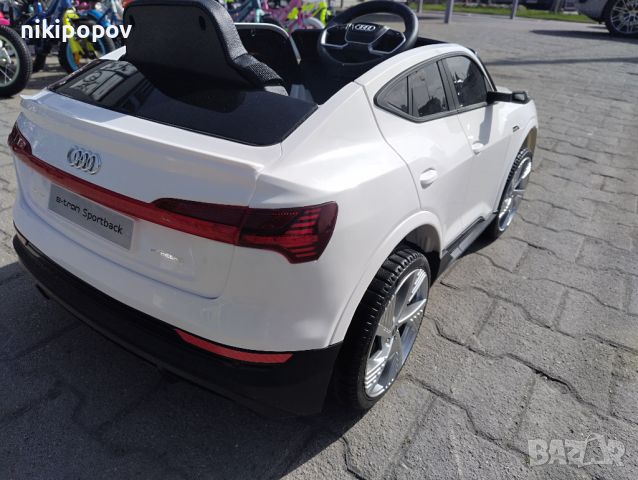 Акумулаторен джип AUDI SPORTBACK, снимка 4 - Детски велосипеди, триколки и коли - 45159121