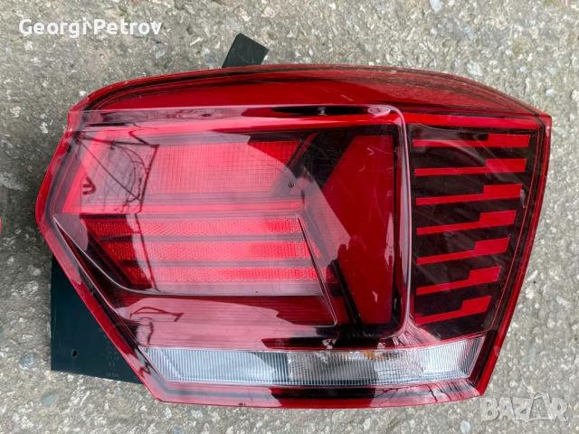 VW-Polo 2017-2022- Стопове ляв и десен, снимка 2 - Части - 53948630