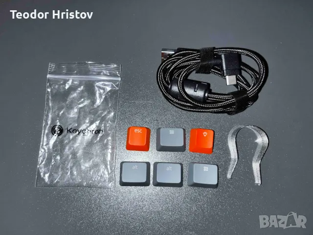 Безжична клавиатура Keychron K8 Gateron Brown Switches, Hot-Swappable, снимка 5 - Клавиатури и мишки - 49423423