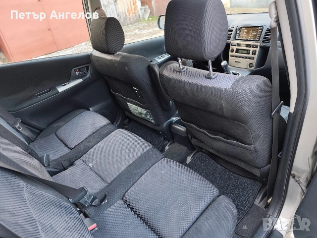 Toyota Corolla Verso 2.0 D-4D | НОВ съединител | Печка | Камера | ТОП, снимка 13 - Автомобили и джипове - 53309842