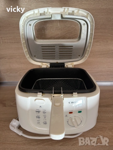 Фритюрник Crown CDF-2518, снимка 4 - Фритюрници - 54301364