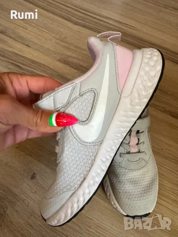 Оригинални юношески маратонки Nike REVOLUTION 5 ! 29,5 н, снимка 6 - Детски маратонки - 47010801