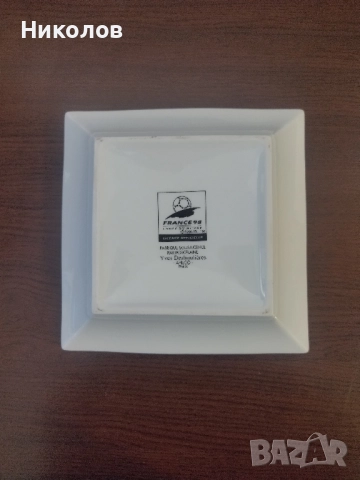 Продавам пепелник/поднос/чиния France World Cup 98-порцелан, снимка 2 - Колекции - 51873002