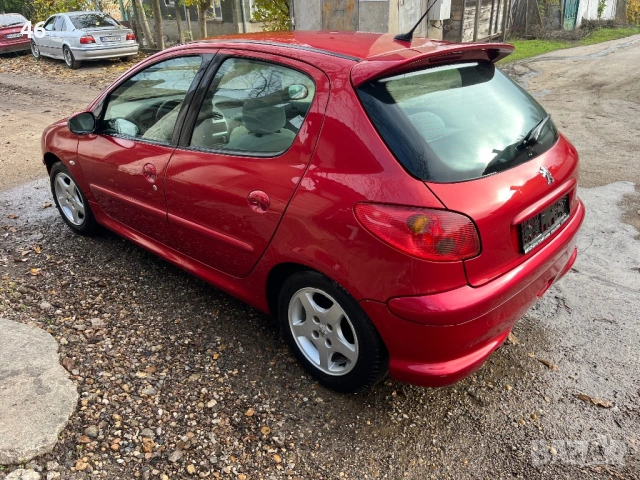 Peugeot 206 16v , снимка 3 - Автомобили и джипове - 53018135