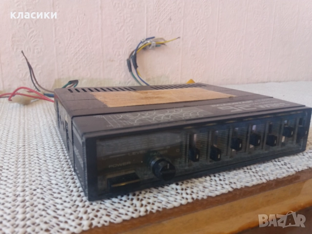 Еквалайзер RoadStar.2×30w., снимка 2 - Радиокасетофони, транзистори - 51534099