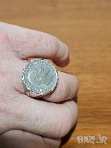 Голям сребърен пръстен със сребърна монета 1 лев 1910 Фердинанд 1, снимка 3 - Пръстени - 52745761