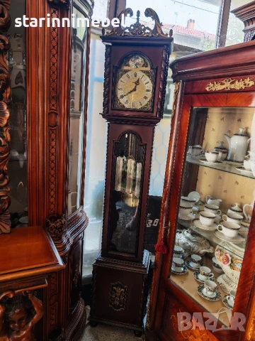 Красив паркетен часовник , снимка 4 - Антикварни и старинни предмети - 50835180
