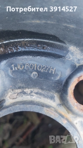 Джанти Голф 4-15', снимка 2 - Гуми и джанти - 52556823