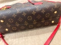 Louis Vuitton оригинална…чанта, снимка 3