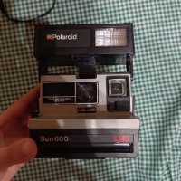 Камера Polaroid Sun600 LMS, снимка 1 - Фотоапарати - 45225765