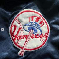 Оригинален бомбър Majestic - New York Yankees!, снимка 3 - Якета - 45396525