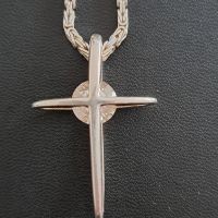 Сребърен ланец с атратктивен кръст 925, снимка 1 - Колиета, медальони, синджири - 45404647