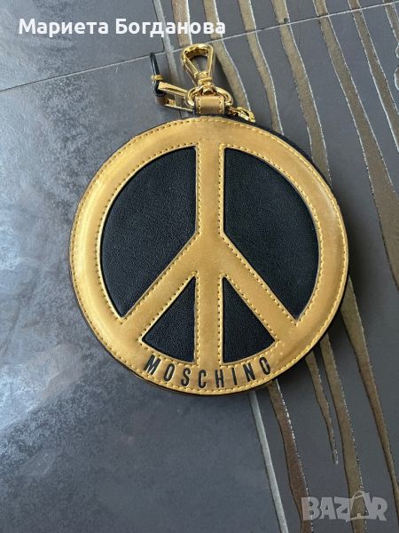 Оригинално портомне moschino, снимка 1