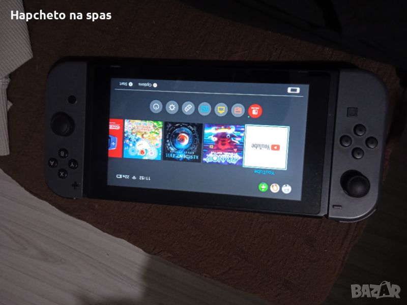Nintendo switch пълен комплект+ 20 игри , снимка 1