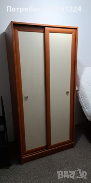 Двукрилен гардероб , снимка 1