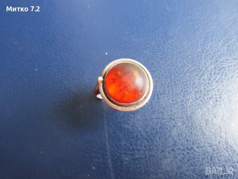 Стар сребърен пръстен с естествен кехлибар, снимка 1