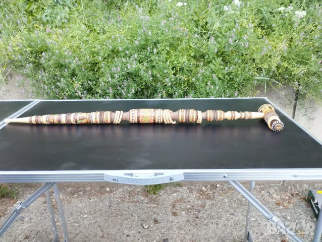 Дървен чибук,цигаре.