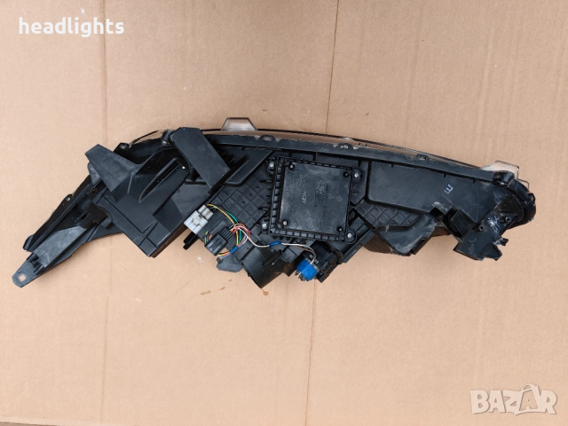 Фар за Mitsubishi Eclipse Cross / Митсубиши Еклипс Крос, снимка 11 - Части - 52942892