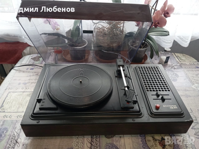 Грамофон Респром ГМ 311, снимка 2 - Грамофони - 54090229