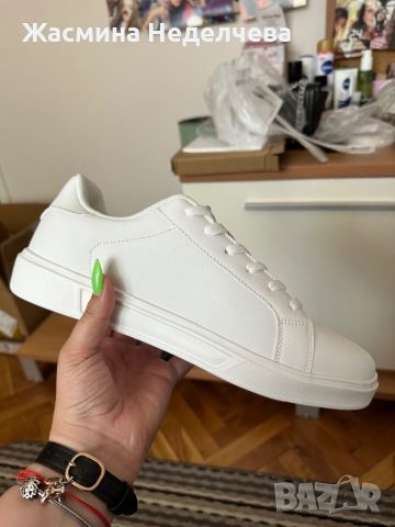 Чисто нови бели обувки (43 номер), снимка 2 - Дамски ежедневни обувки - 45397950