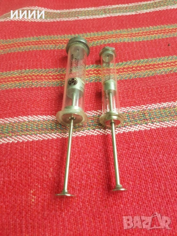 Ретро спринцовка 2 бр с 12 игли, снимка 3 - Антикварни и старинни предмети - 53425053