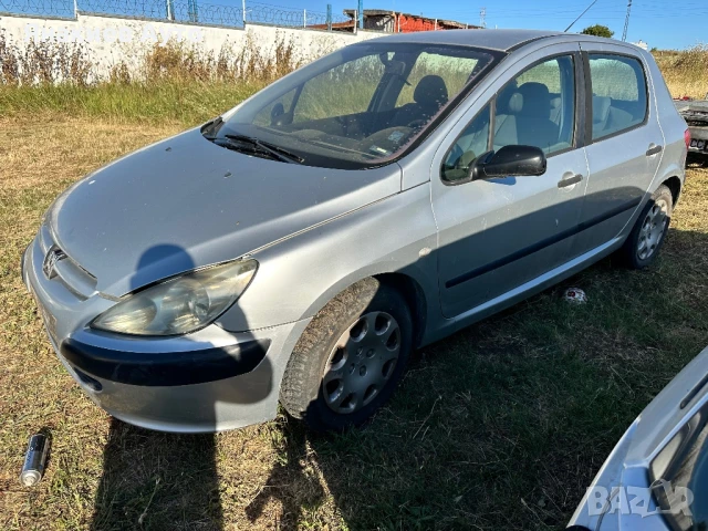 Peugeot 307 1.4 на части, снимка 3 - Автомобили и джипове - 50899415