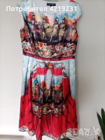 Красива копринена рокля модел на Dolce & Cabbana