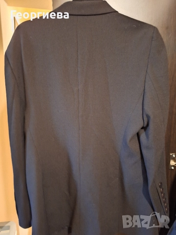 Продавам черно дамско сако, снимка 4 - Сака - 52904718