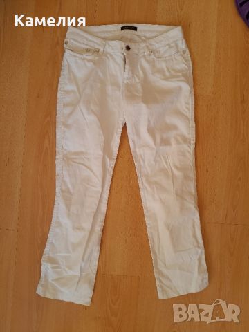 Бял панталон Roberto Cavalli, S-размер , снимка 1 - Панталони - 45129152